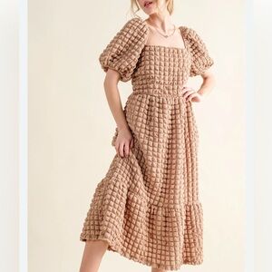 SIMPLY SOUTHERN | Square Neck Puff Maxi Dress